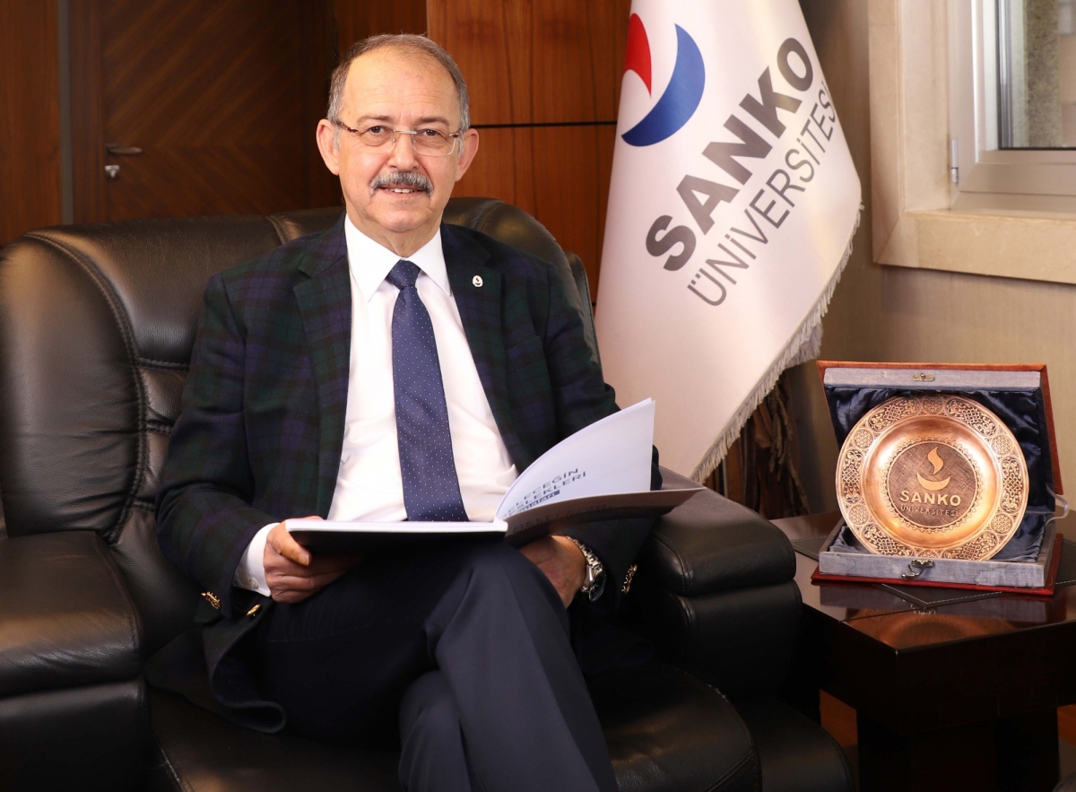 Dağlı: Geleceğimizi aydınlatan öğretmenlerimiz, saygıya her zaman layıktır