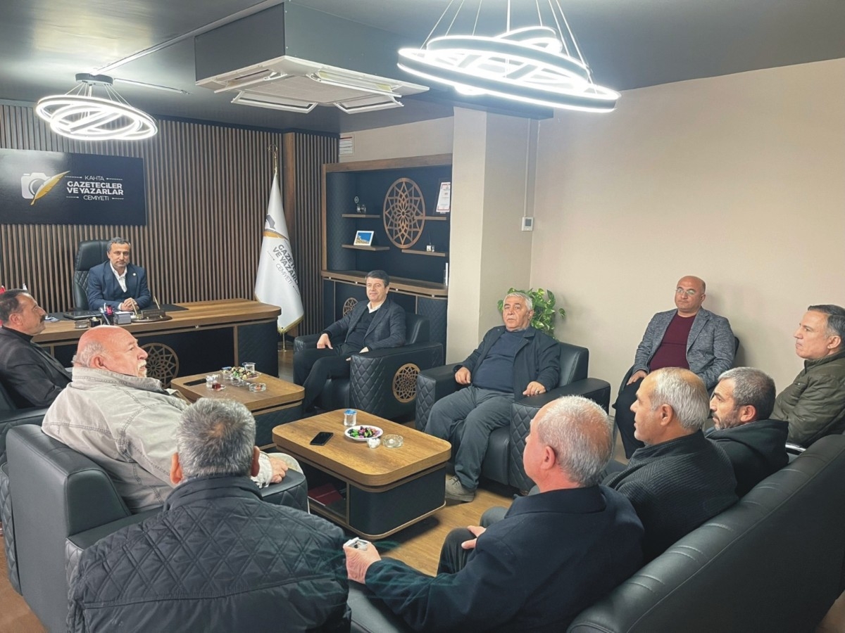 Milletvekili Tutdere, Kahta’da gazetecilerle bir araya geldi
