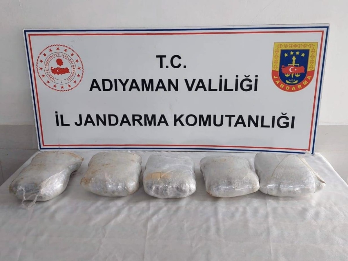 Adıyaman'da 6 kilo 15 gram uyuşturucuya 1 gözaltı