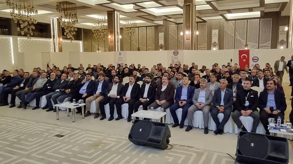 Başkan Demir: Mevzuattaki genel uygulamalar deprem bölgesinde çalışanlar lehine uyarlanmalıdır