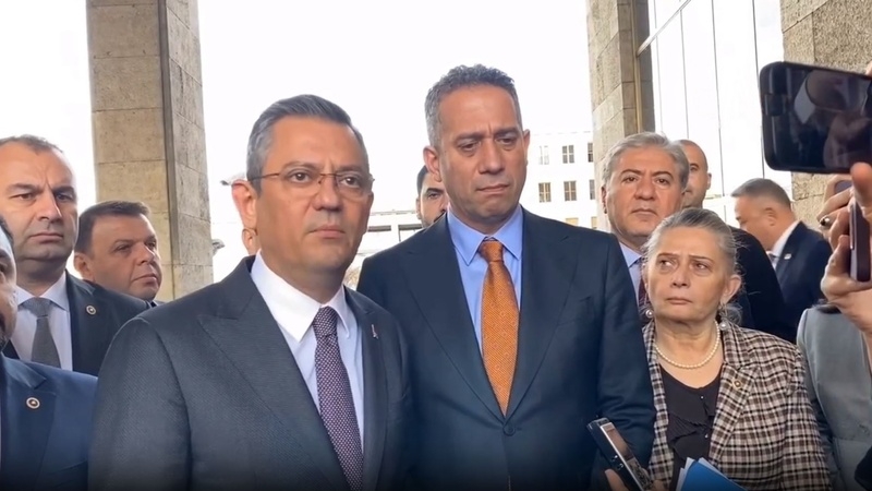 CHP Lideri Özel: Cami avluları protesto mekanına dönüşürse Erdoğan hoşnut mu olacak?  