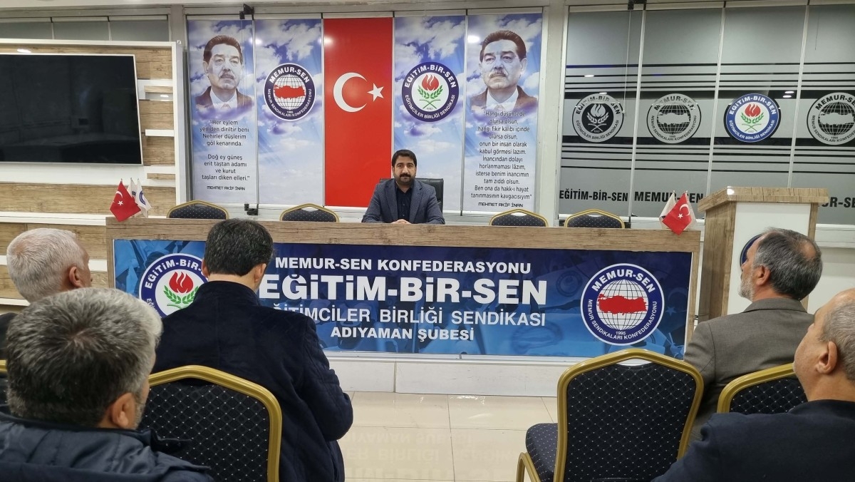 Başkan Demir: Deprem bölgesindeki kamu çalışanlarının talep ve önerilerini dile getirdi