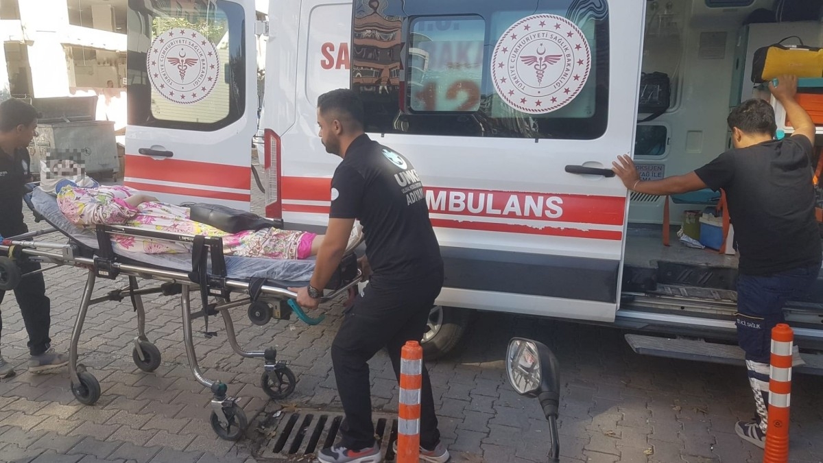 Adıyaman'da genç bir kadın yemek yerken depreme yakalandı: Baygınlık geçirdi