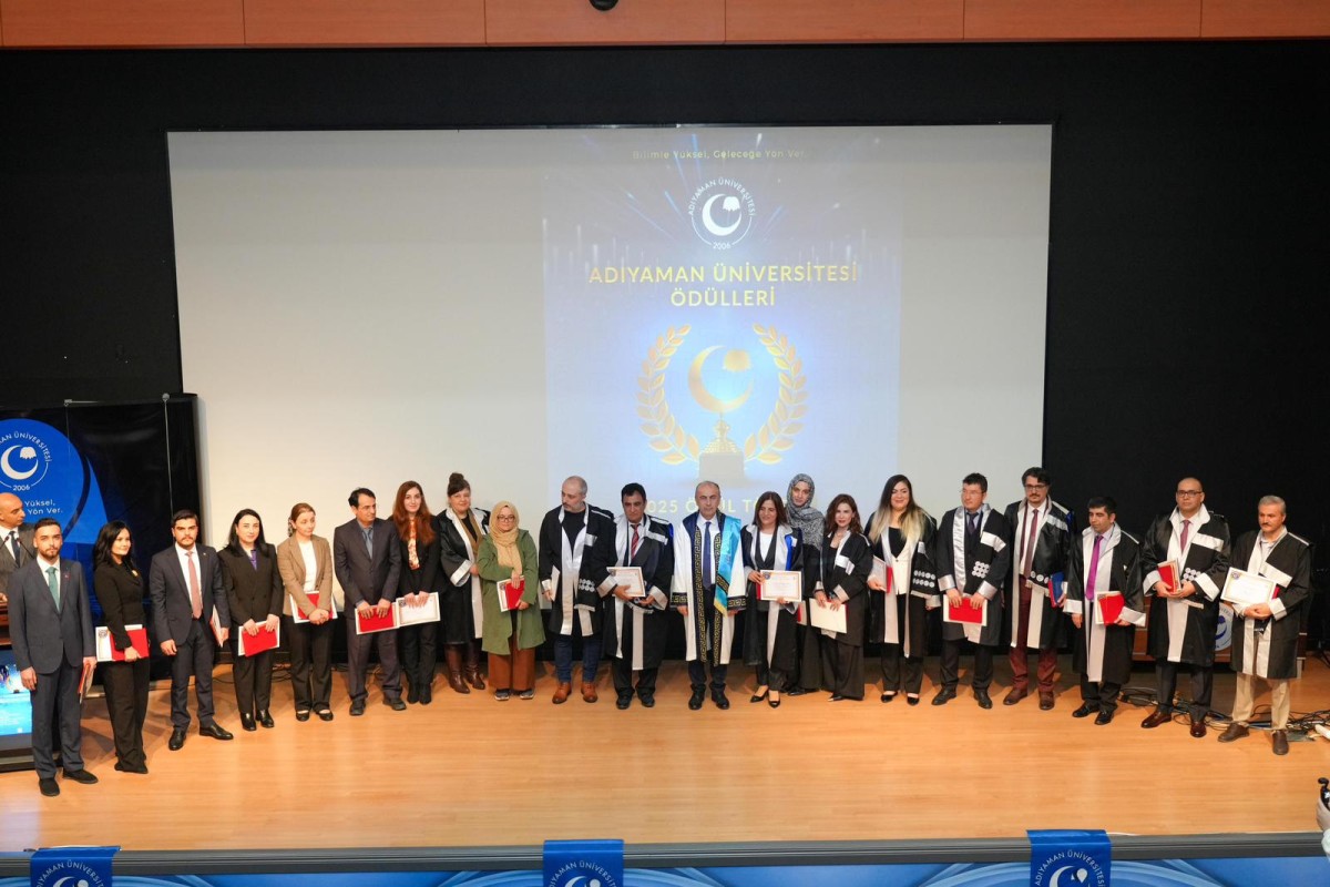 Adıyaman Üniversitesi 2025 Yılı Ödül Töreni Gerçekleştirildi
